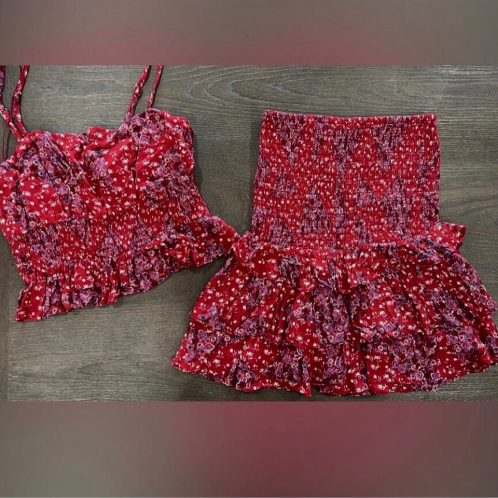 Skylar + Madison Red Floral Ensemble small